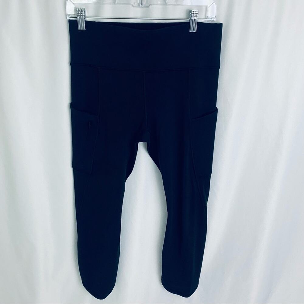 Athleta Cropped Leggings Size Medium